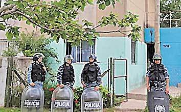 Detuvieron a un adolescente por un brutal ataque en El Mercadito