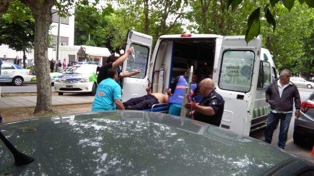 Falleció el hombre que se quemó “a lo bonzo” frente a una oficina municipal