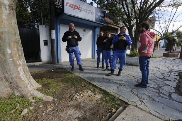 Pánico por un tirador en 501 y Centenario