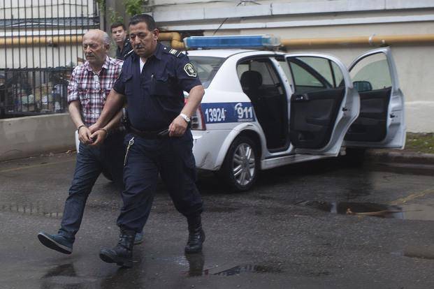 Se negó a declarar el periodista acusado de estafar a oyentes