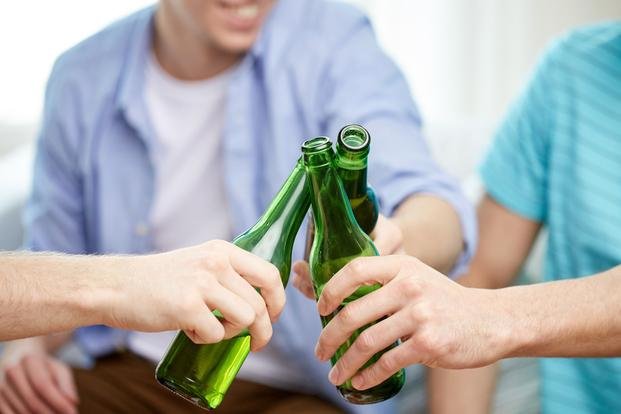 El alcohol en exceso en la adolescencia puede afectar a descendientes