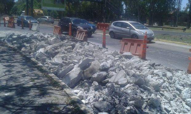 Por obra en la bajada, estará restringido el paso en la Autopista