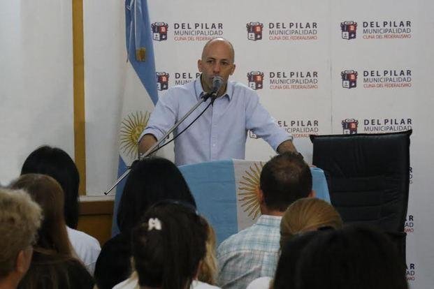 Ducoté se reunió con delegados gremiales