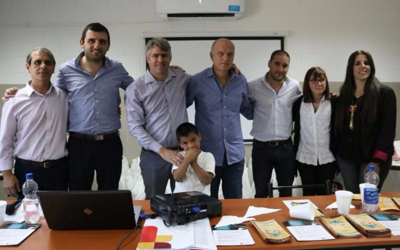 Grindetti presentó el programa de fortalecimiento infancia en Lanús
