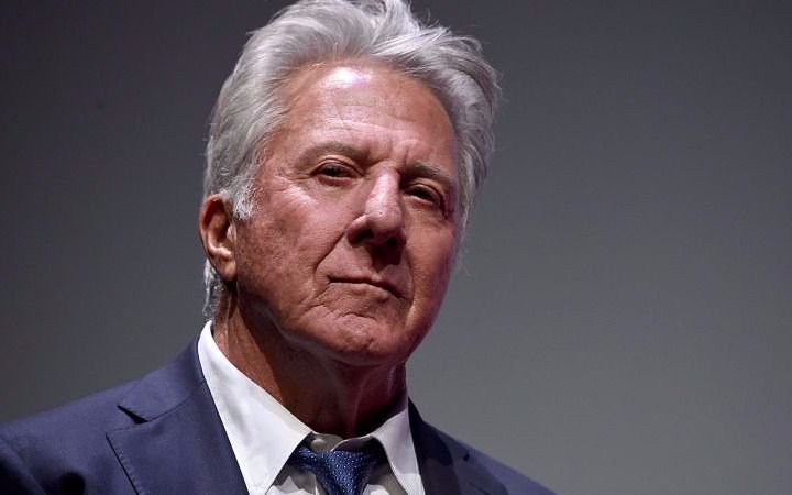 Acusan a Dustin Hoffman de haber acosado sexualmente a una joven en 1985 
