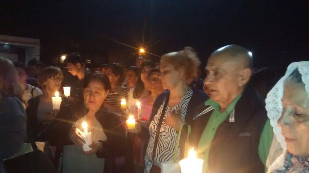 Un exorcismo masivo en Hernández contra el “Maligno” que acechó en Halloween