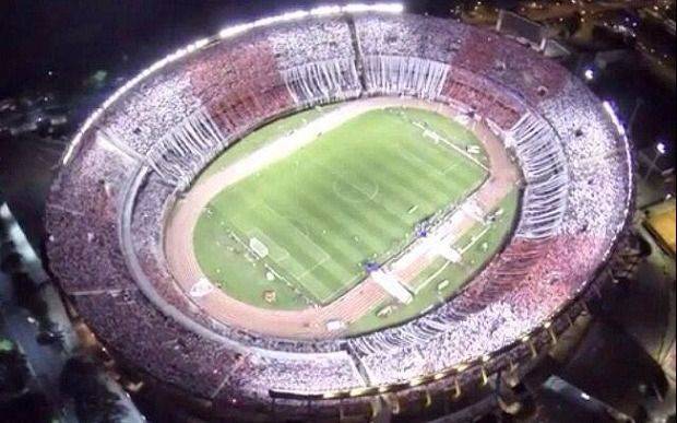 Presentación estilo Champions League para River-Boca