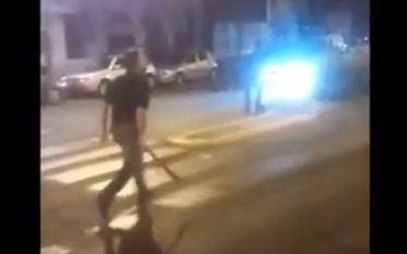 Festejaban Halloween y fueron perseguidos por un hombre con machete