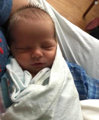 La primera foto de la carita de Mirko, el esperado hijo de Marley