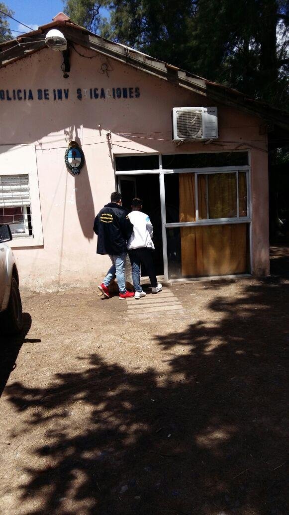 Cuatro jóvenes presos en Guernica por matar a un chico para robarle el celular