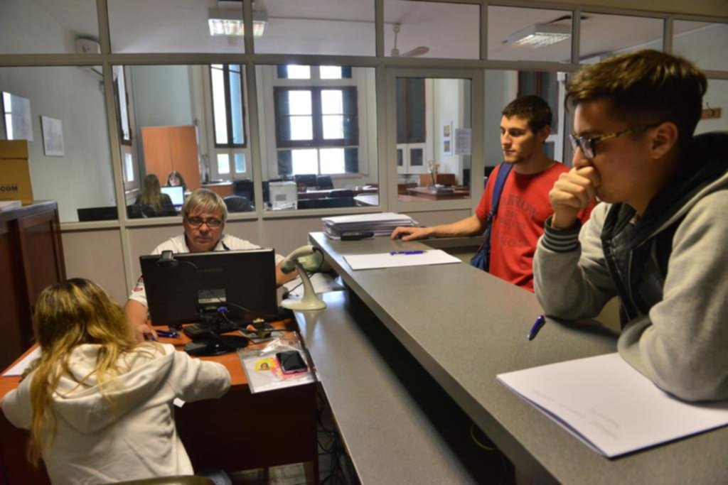 Comienza la inscripción en las facultades de la UNLP y se puede elegir entre 110 carreras
