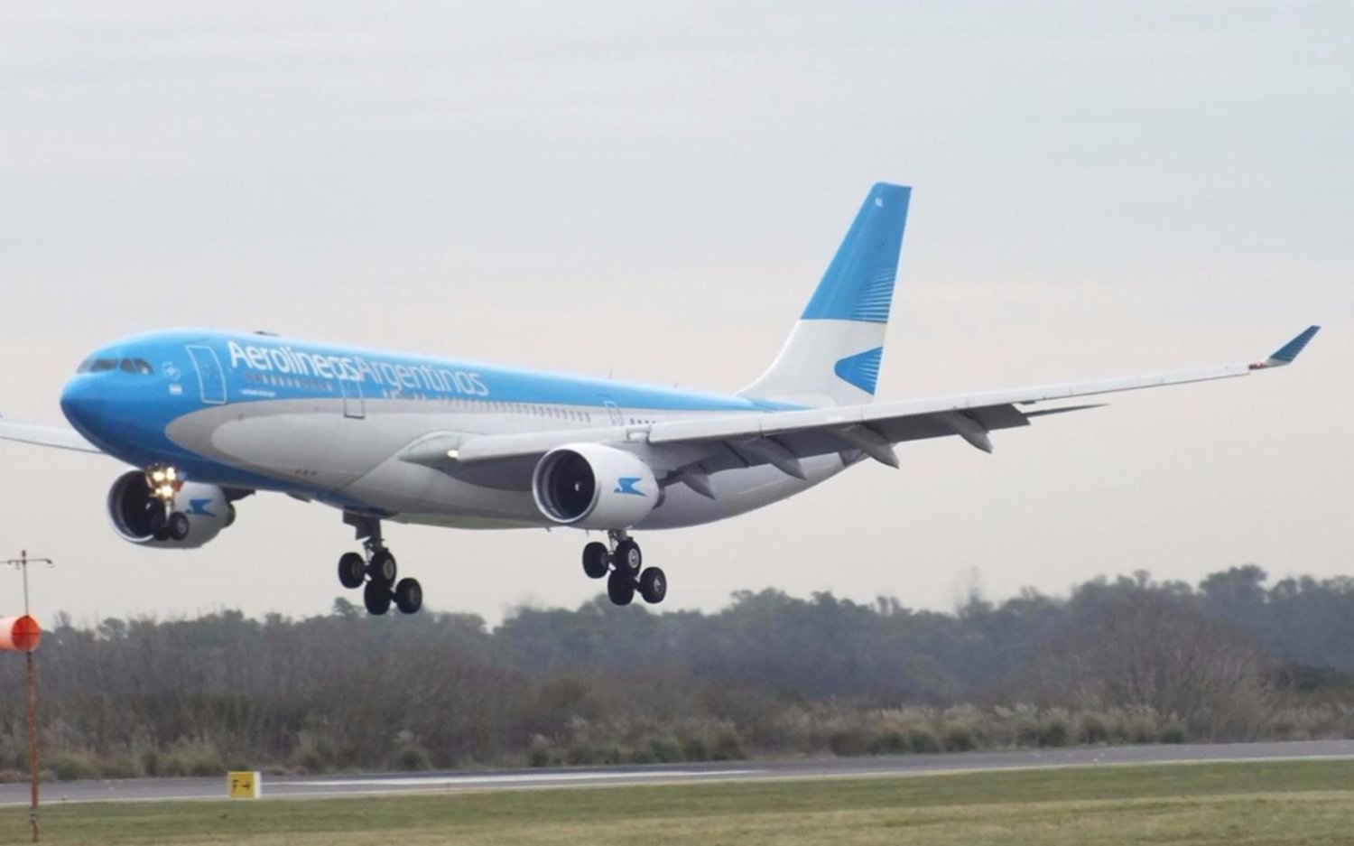 Bajarán a menos de u$s 90 millones los subsidios para Aerolíneas el próximo año