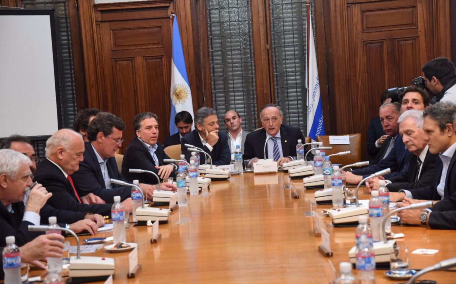 La UIA respaldó las reformas tributaria y laboral que impulsa el Gobierno
