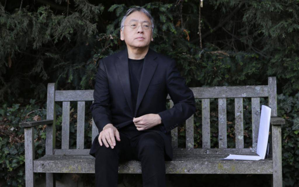 Crecen las ventas de libros de Ishiguro y en las librerías hablan de un “efecto Nobel”