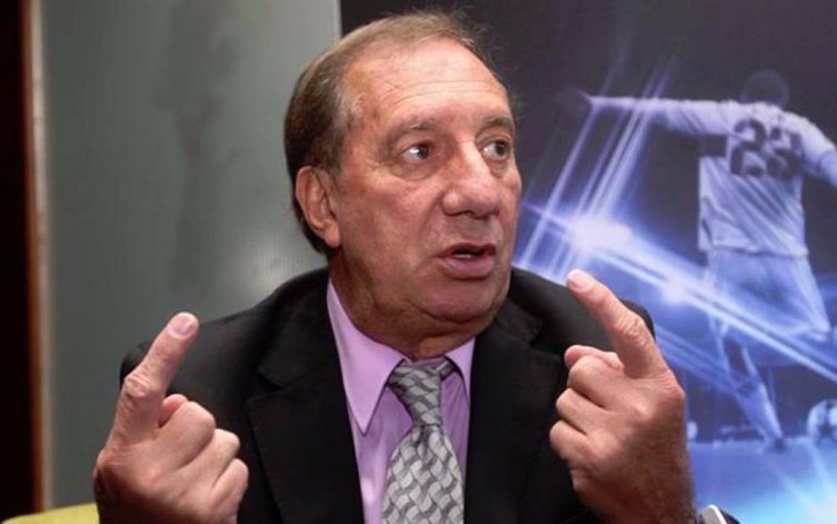 Bilardo tomaría un café con Menotti "en privado, sin testigos"