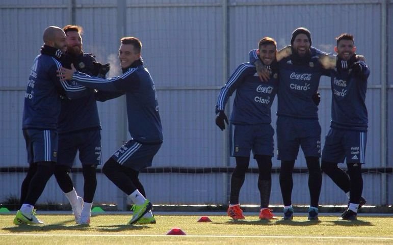 Sampaoli paró el equipo que se medirá ante Rusia