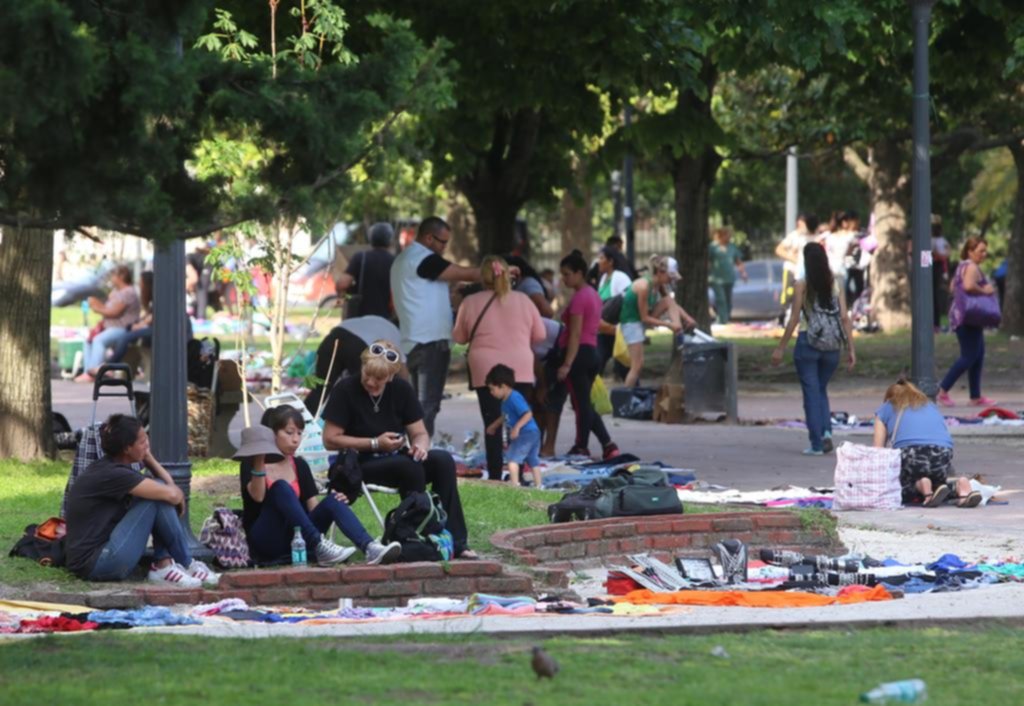 Mientras en el país cayó la venta ilegal, en La Plata creció 88% en el último año