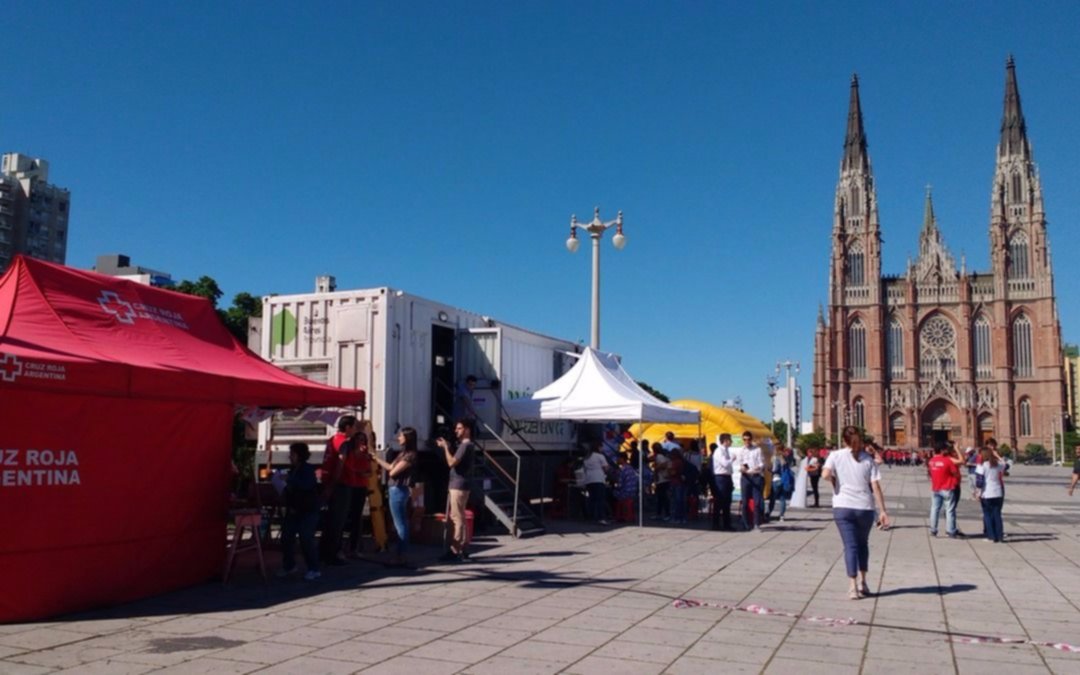 Colecta y actividades en la Ciudad por el  Día Nacional del Donante Voluntario de Sangre