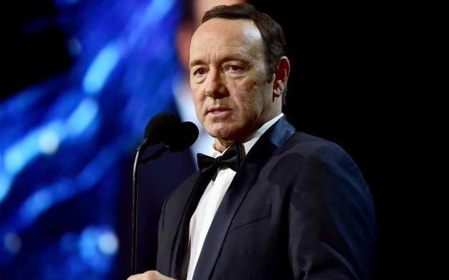 Por el escándalo de abuso sexual también separaron a Kevin Spacey de "All the Money in the World"