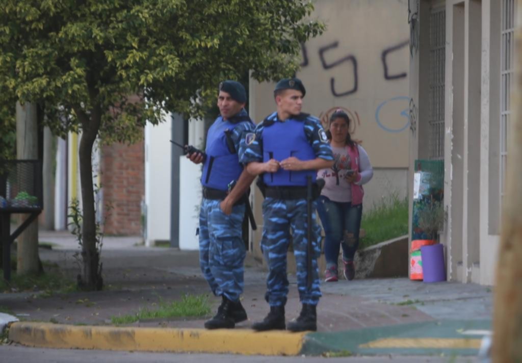 Los vecinos no ven más policías en las calles y desconfían de los anuncios