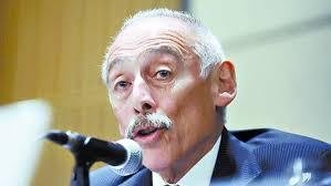 Reveló datos reservados y va a juicio oral