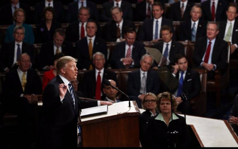 La reforma fiscal que pretende Trump provocó una 'batalla' entre Republicanos en el Congreso