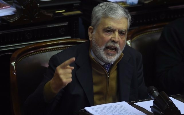 Nueva carta de De Vido: apuntó contra ex kichneristas que están "al servicio de monjes negros"   