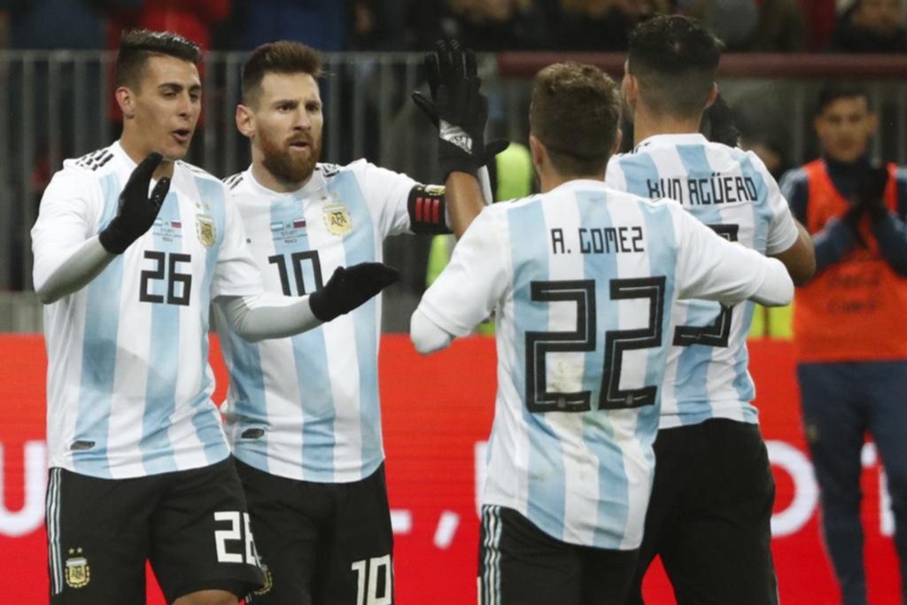 Argentina venció a Rusia sobre el final y gana confianza de cara al Mundial