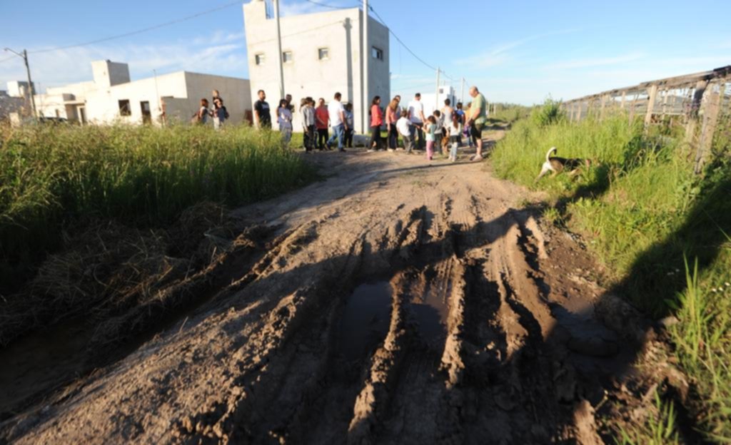 Alerta en barrio La Esperanza donde ya dominan los pozos