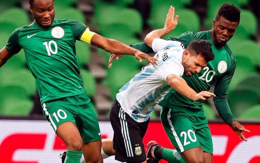 Argentina ganaba cómodo pero terminó haciendo un papelón ante Nigeria