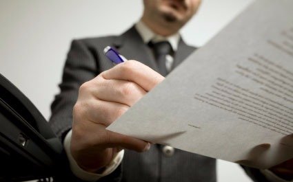 Escribanos brindan asesoramiento notarial gratuito a los vecinos de la Ciudad