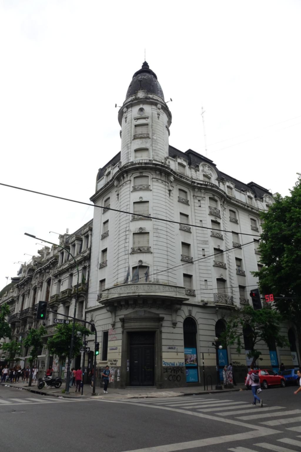 El edificio del ex Banco Municipal, otro testimonio arquitectónico de 1925