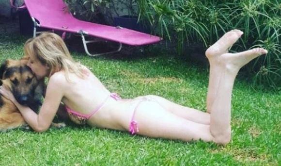 El lomazo de Inés Estévez a los 52: estrenó bikini y pile antes de tiempo