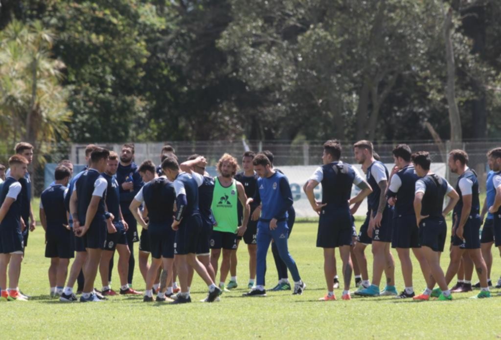 Mariano Soso repetiría equipo en la visita del sábado a Belgrano