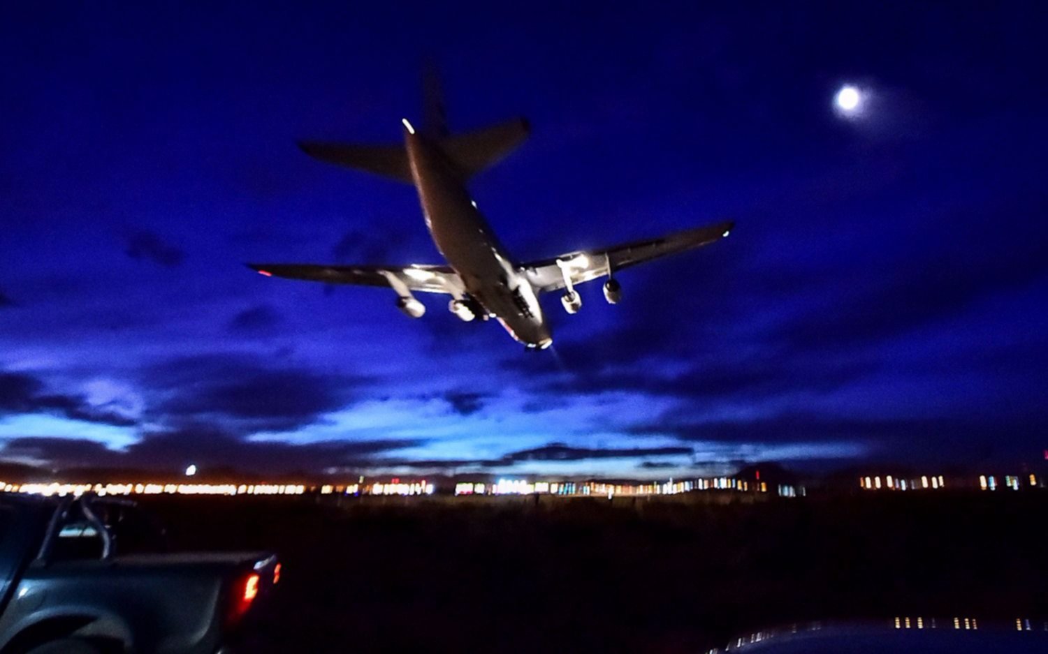 Llegó a Comodoro Rivadavia el avión ruso Antonov con equipos para el rescate del "San Juan" 