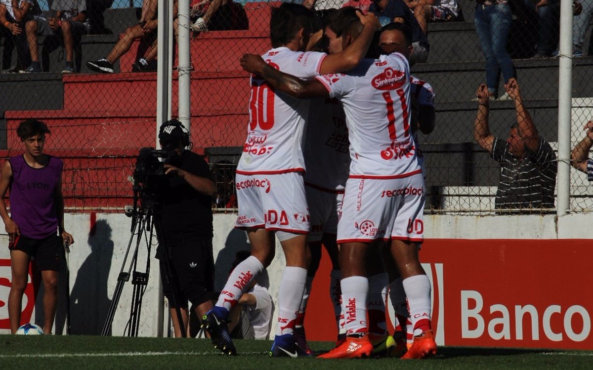 Unión fue más preciso y venció 3 a 2 a Patronato en Paraná
