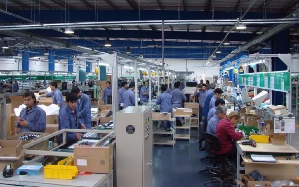 Según CAME, la producción de pymes industriales creció 2,7% en octubre