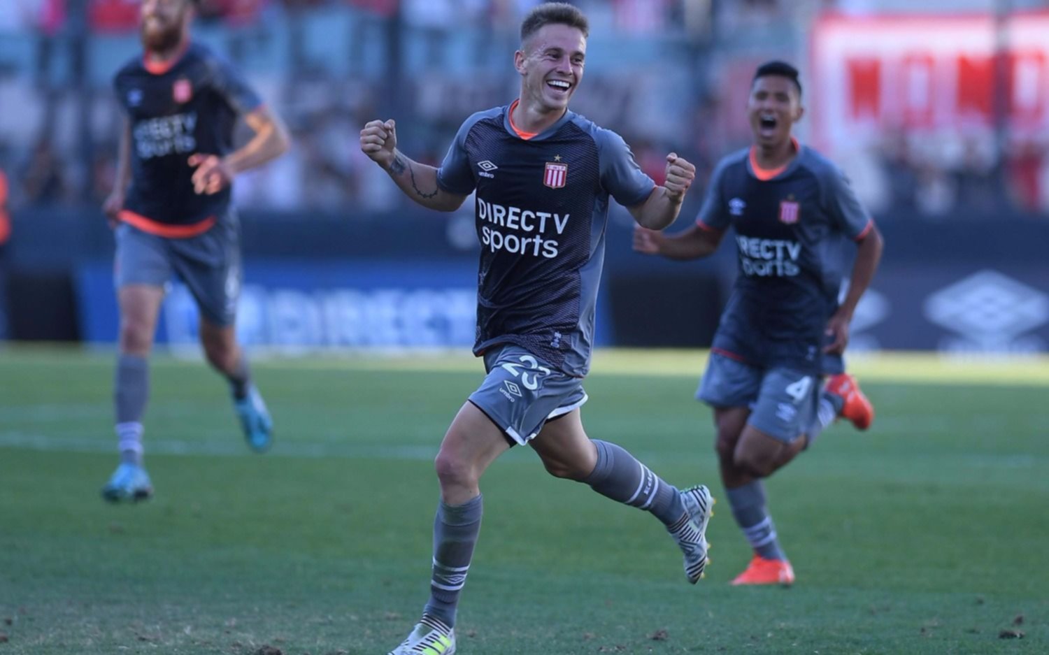 El León mostró una versión mejorada y cantó victoria ante Atlético Tucumán