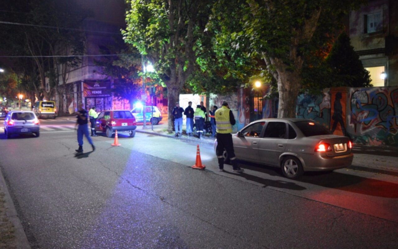 Se realizó un amplio operativo de control vehicular en la zona de Plaza Matheu 