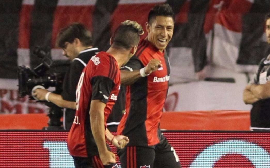 El particular festejo de Brian Sarmiento en el Monumental