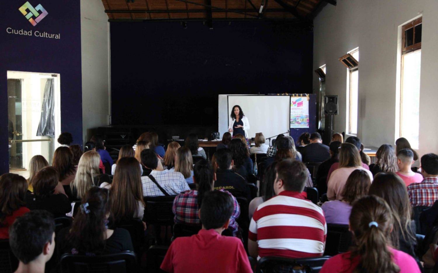 Presentaron un programa para que estudiantes secundarios lleven sus proyectos al Concejo Deliberante