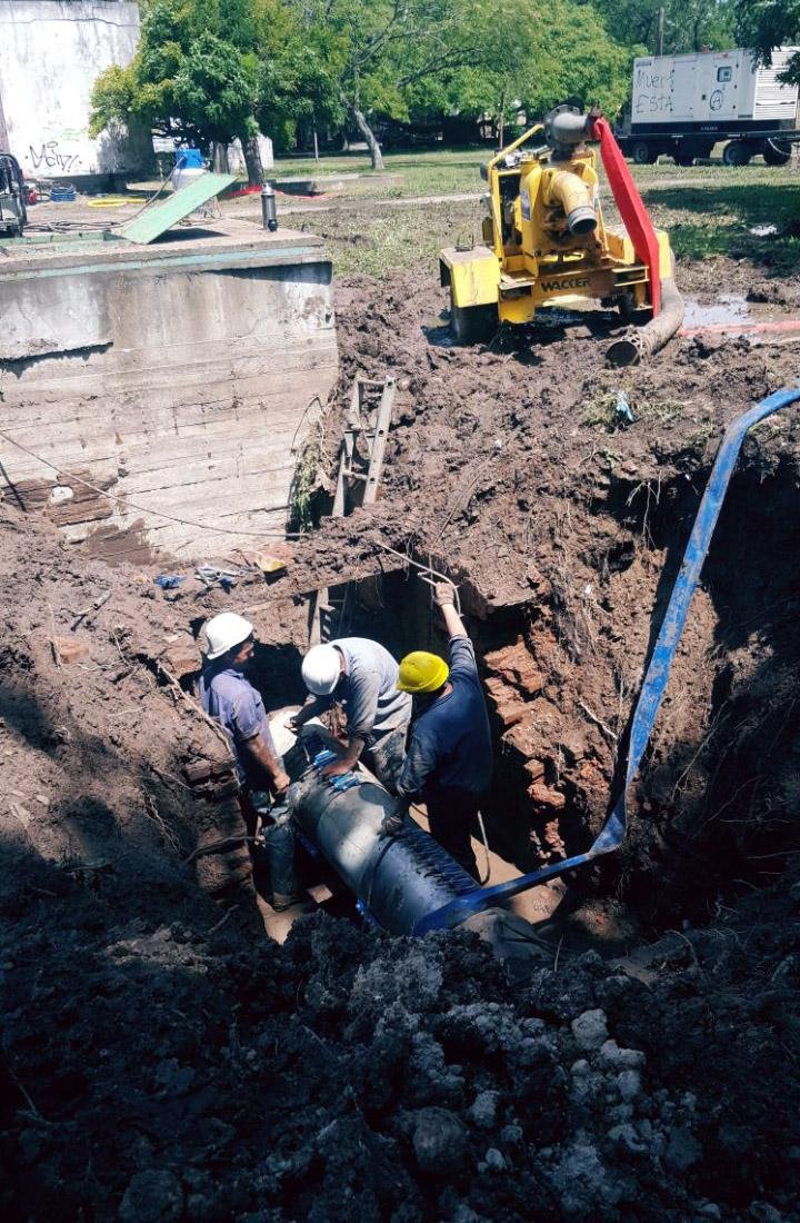 Después de 48 horas de calvario por falta de agua, Absa al fin concluyó los arreglos