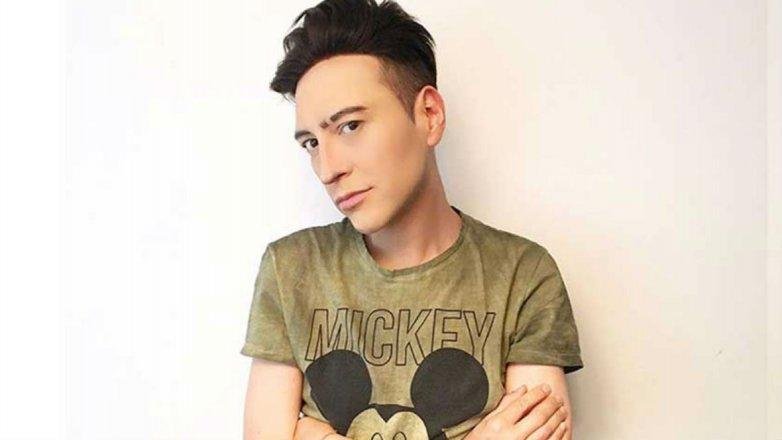 Su nueva cara: “Quería pasar de Lennon a Michael Jackson”, tiró Leo García