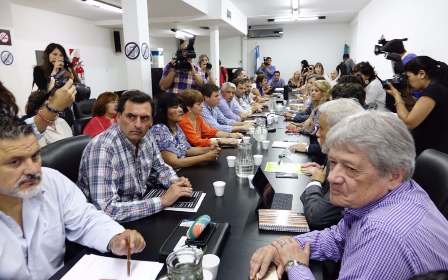 Paritaria docente: gremios solicitaron mejorar el salario básico para 2018