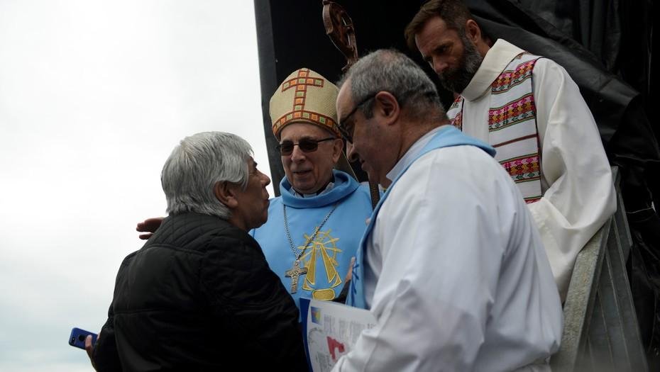 El obispo de Luján pidió “perdón” por la misa con los gremios y el kirchnerismo