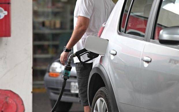 En La Plata el precio de la nafta súper ya supera los $40
