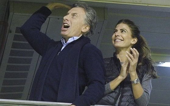 Por M. SPEZZAPRIA.- El Presidente razona como un hincha de fútbol