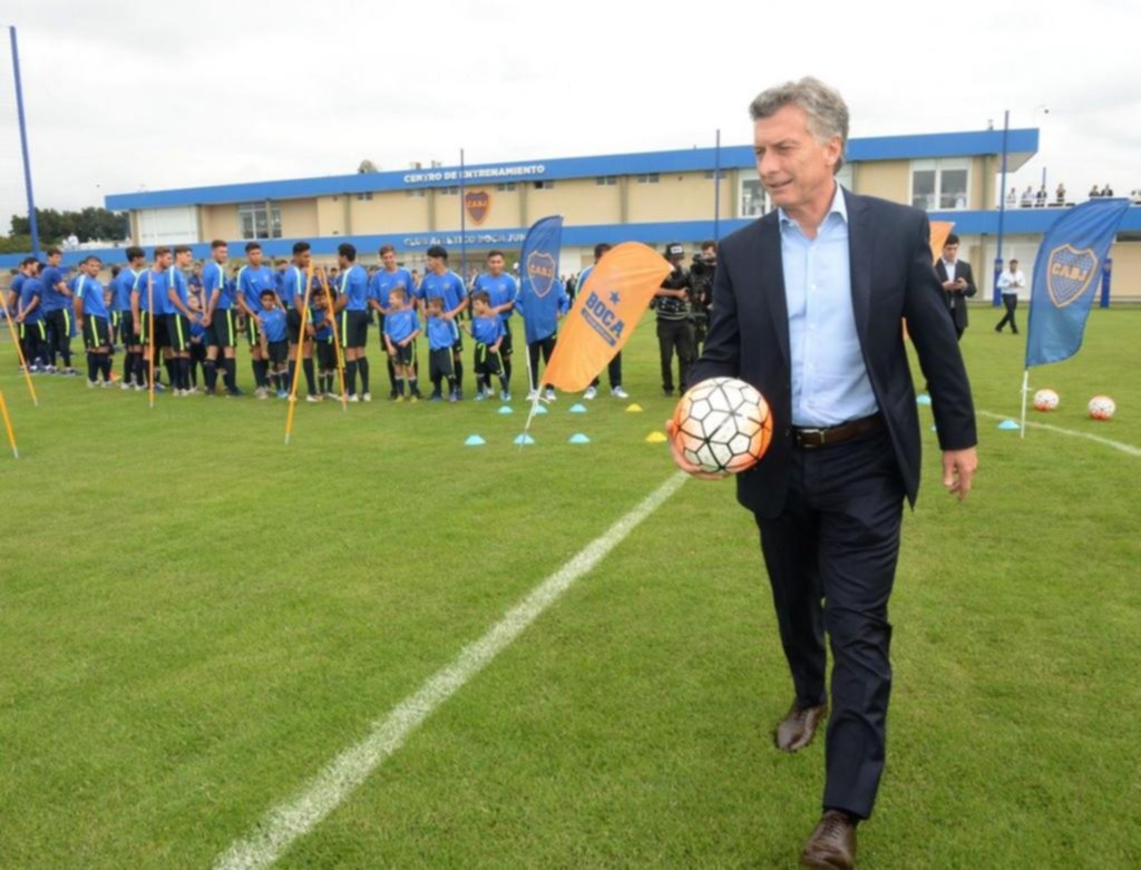 Macri sorprendió al pedir que haya visitantes y le tiró la pelota a los clubes