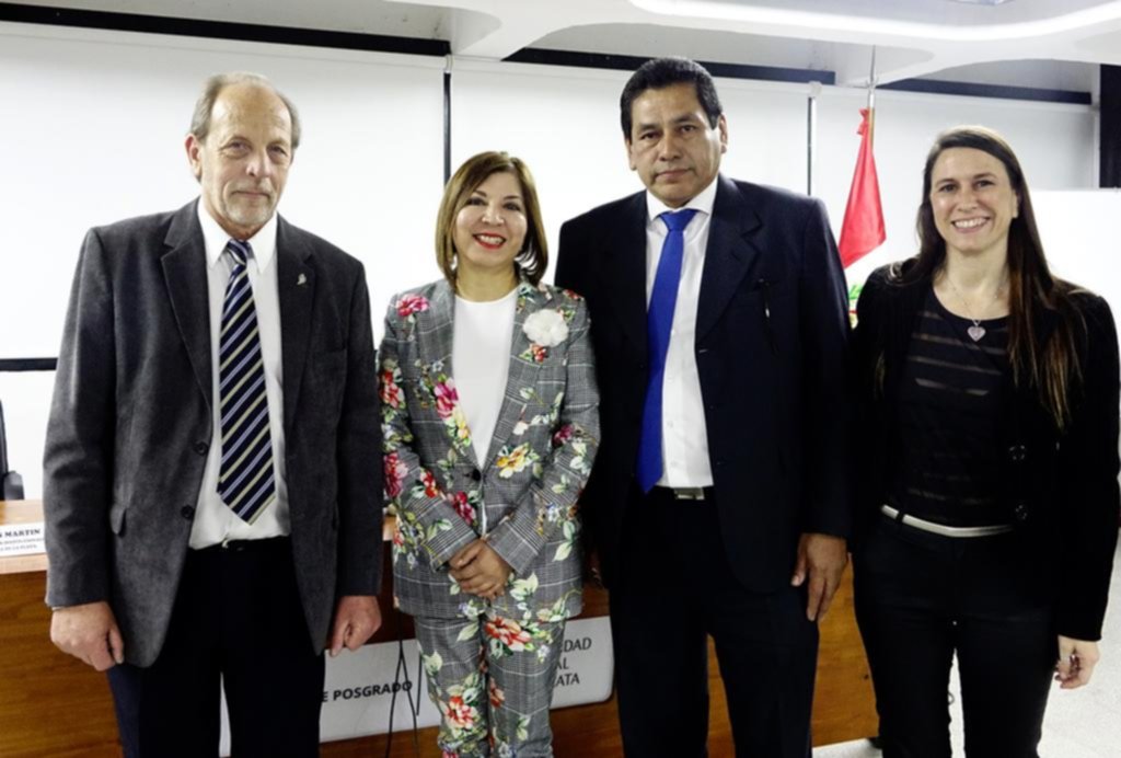 Acto de apertura de la “Cátedra Perú”
