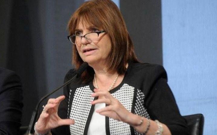Bullrich despega la reforma de la política inmigratoria con las ideas de Bolsonaro
